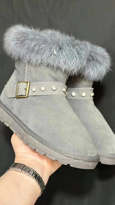 Ботинки и ботильоны: Срочно продаются. Скидка . Акция. Женские челси на массивной подошве — 8