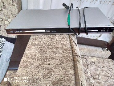 philips oneblade: Philips DVD,problemi yoxdu,pultu yoxdu!Üstündə disklər verikəcək!