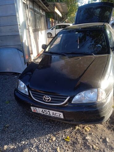 кант авто: Toyota Avensis: 2001 г., 1.8 л, Механика, Бензин, Седан