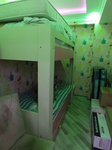 Uzunmüddətli kirayə mənzillər: Yeni Yasamal, 80 kv 3 otaqlı tam əşyalı mənzil kirayə verilir. Yalnız — 2