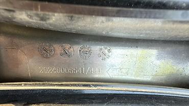 radiator barmaqliq: Üstdən çıxma orijinal abrisovka BMW X5 G05 2019-2023, balaca qırığı — 3