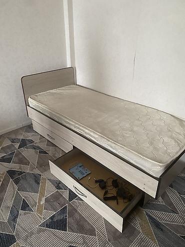 bunk bed: Односпальная кровать с выдвижными ящиками и матрасом - Формат — 2