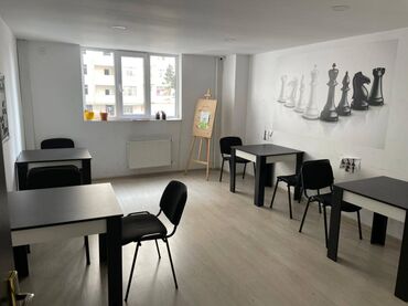 Digər kommersiya daşınmaz əmlakı: Həzi aslanov metrosuna yaxin Gəncə prospektində yerləşən obyekt ofis — 9