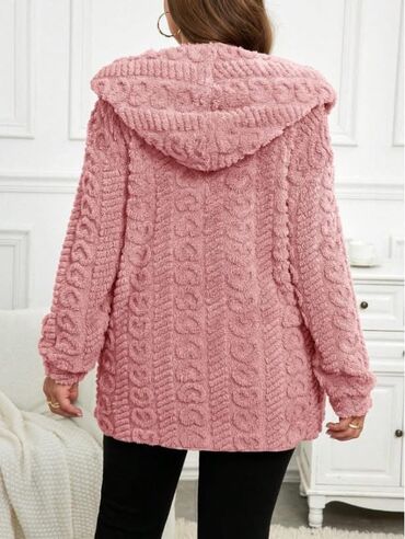 Džemperi, kardigani: Ženska plišana kardigan jakna sa kapuljačom Cena 3200 din Vel — 4