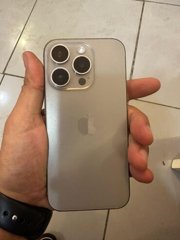 işdenmiş telefonlar: IPhone 15 Pro, 256 GB, Gümüşü, Face ID, Zəmanət, Sənədlərlə