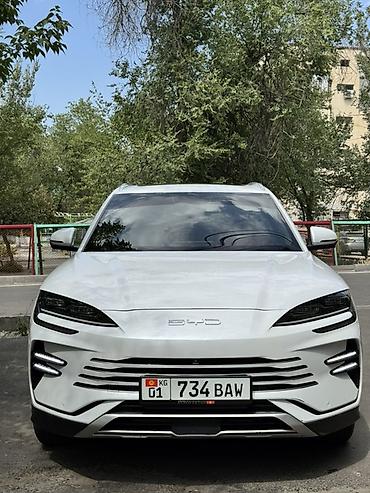 song plus 2025: BYD Song Plus: 2023 г., Гибрид, Кроссовер — 5