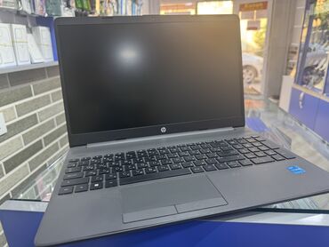 HP: İşlənmiş HP Pavilion, 15.6 ", Intel Core i3, 256 GB, Ünvandan götürmə