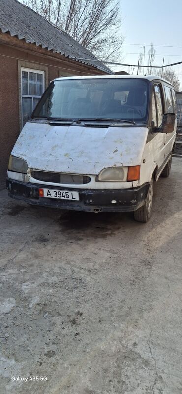 япошка автомобил: Ford Transit: 1992 г., 2.5 л, Механика, Дизель, Бус