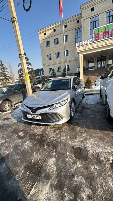 машина camry: Toyota Camry: 2018 г., 2.5 л, Вариатор, Гибрид, Седан