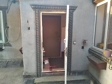 Продажа коттеджей и домов: Продам дом в верхней части города Кара Балта. S 90m². Участок хоз — 19