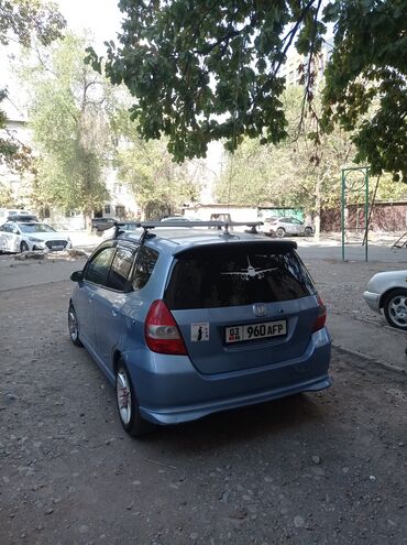 Honda: Honda Fit: 2003 г., 1.3 л, Автомат, Бензин, Хэтчбэк