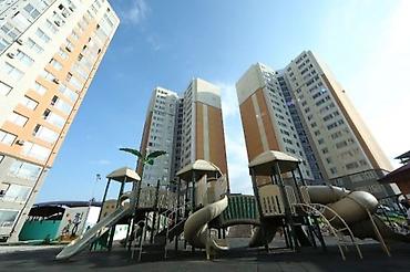 джалал: 3 комнаты, 72 м², Джал-15 Элитка, 12 этаж, Евроремонт — 1