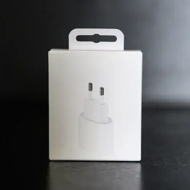 Punjači: Komplet Apple punjač jačine 20W i MagSafe punjač. Odgovara za sve na lalafo.rs — 2 Punjači: Komplet Apple punjač jačine 20W i MagSafe punjač. Odgovara za sve — 2