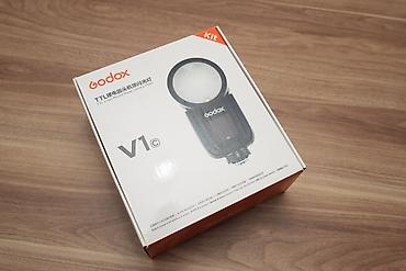 Godox V1C TTL Li-ion Round Head Camera Flash – Kit İdeal