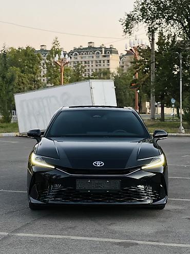 тирактир 80: Toyota Camry: 2024 г., 2 л, Вариатор, Гибрид, Седан — 2