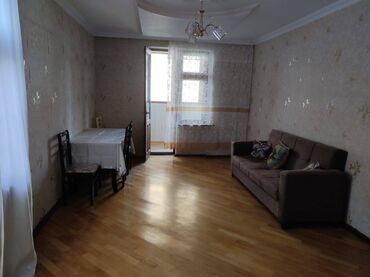 Uzunmüddətli kirayə mənzillər: Nərimanov metrosunun yaxınlığında 5 mertebeli binanın 2-ci — 1