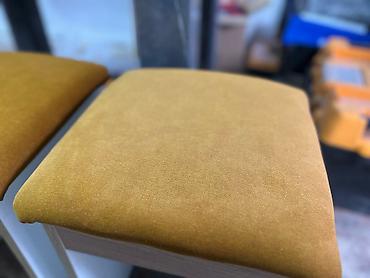 Продаю кухонный стол в комплекте 4 отличные табуретки с супер мягкими — 7