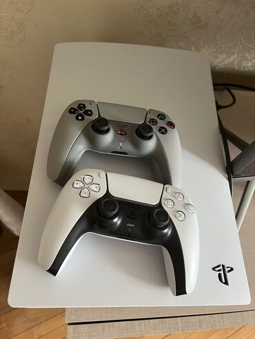 playstation 3 pult: İçindeki oyunlar FC 25 Gta5 Fortnite Mortal kombat 11 RDR 2 Heçbir