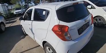spark 1: Chevrolet Spark: 2019 г., 1 л, Автомат, Бензин, Хэтчбэк — 10