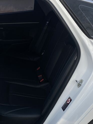 Hyundai: Hyundai Sonata: 2021 г., 2 л, Автомат, Газ, Седан — 9