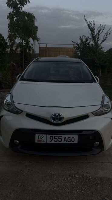 ош машиналар: Toyota Prius: 2016 г., 1.8 л, Автоматтык, Гибрид, Хетчбек