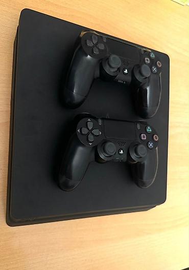 video reqstrator: PlayStation 4 Slim 1TB 2 original DualShock 4 Versiya: 13.52 Bütün — 4