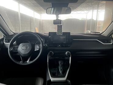 Toyota: Toyota RAV4: 2020 г., 2.5 л, Автомат, Бензин, Кроссовер — 9