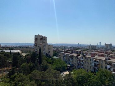Uzunmüddətli kirayə mənzillər: Bakı, 3 otaqlı, Köhnə tikili, m. Xalqlar Dostluğu, 82 kv. m