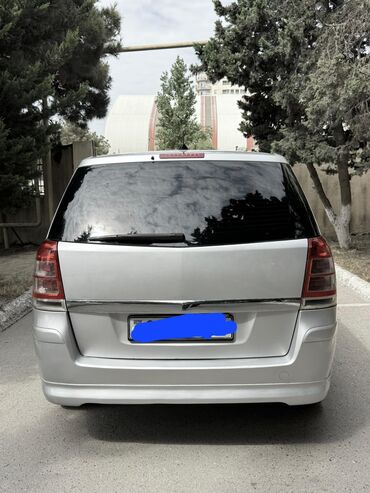 Opel: Opel Zafira: 1.9 l | 2008 il Universal — 2