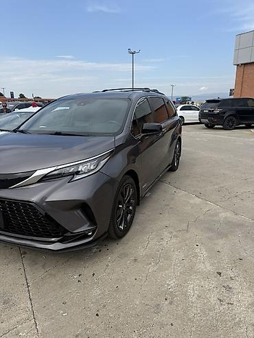 Toyota: Toyota Sienna: 2021 г., 2.5 л, Автомат, Гибрид, Минивэн — 2