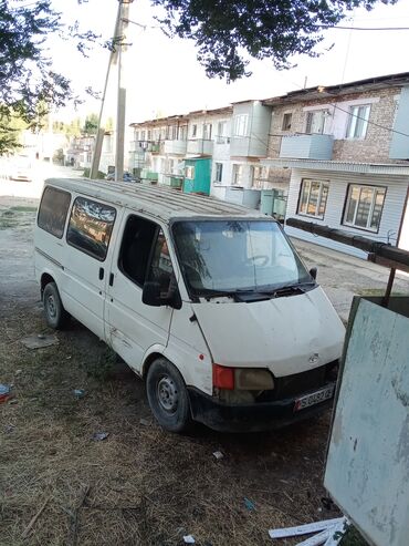 цена домкрата для легкового автомобиля: Фургон Ford Transit белого цвета состояние корунуп тургандай эле чисто