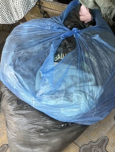 Отдам даром: Сборный пакет мужской одежды 44-46 размер S M За масло, блок салфеток — 8