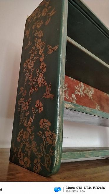 Police: Restaurirana zidna polica od punog drveta – ručno rađena — 6