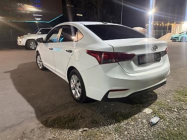 авта: Hyundai Solaris: 2019 г., 1.4 л, Автомат, Бензин, Седан — 6