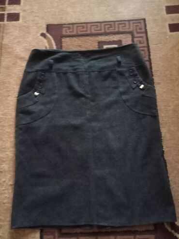 вельветовые женские джинсы: Отдам женские вещи 2пакета 44-50размеры юбки,кофты,джинсы в хорошем