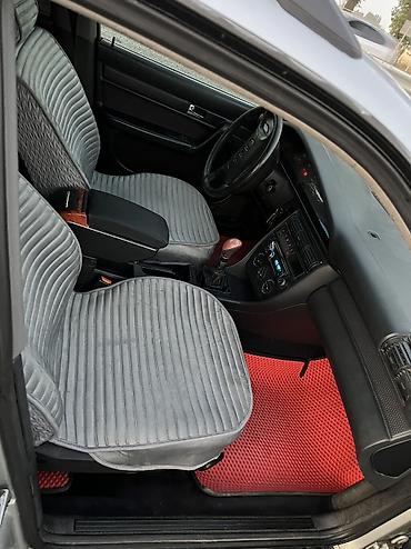 2 9 тди: Audi 100: 1994 г., 2 л, Кол менен иштөөчү, Бензин, Универсал — 6