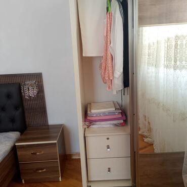 Divan və masa dəstləri: Kupe, 2 qapılı Düz dolab, Qarderob, paltar dolabı