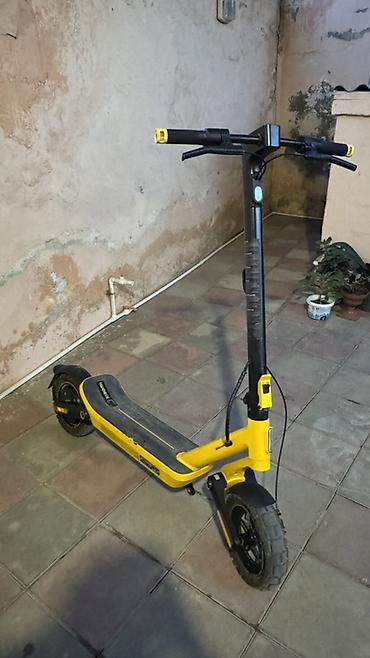 velosiped motoru elektrikli: Xiaomi elektrik skuter - Rəng: sarı-qara - Geniş və sürüşməyən ayaq — 1