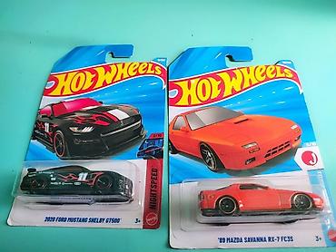 Набор коллекционных машинок Hot Wheels (масштаб 1:64), в блистерах: -