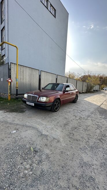 автомобили ауди а6: Mercedes-Benz W124: 1994 г., 2 л, Механика, Бензин, Седан