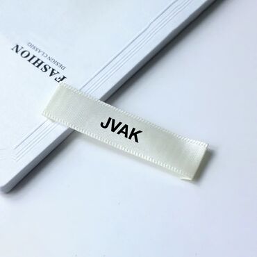 Графические дизайнеры: Графический дизайнер. 21 — 5