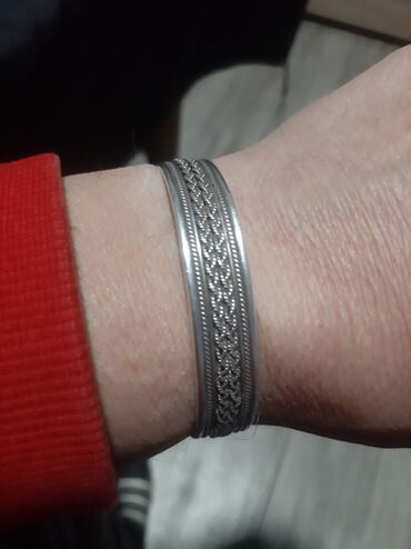 prsten tibetansko srebro: Narukvica srebrna 925 finoce pravo srebro,narukvica je malo teza