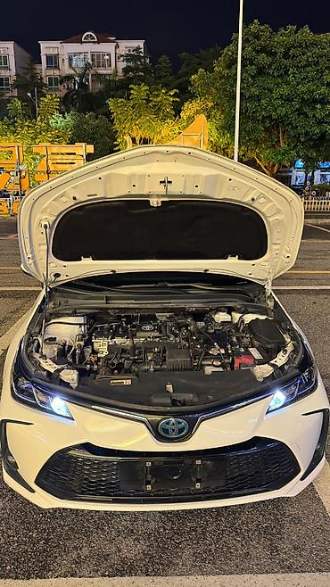 2023: Toyota Corolla: 2023 г., 1.8 л, Вариатор, Гибрид — 9