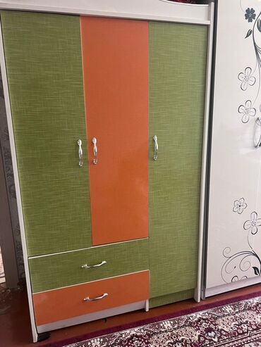 шкафа мужская одежда: Шкаф для одежды, Прямой, ЛДСП at lalafo.kg шкафа мужская одежда: Шкаф для одежды, Прямой, ЛДСП