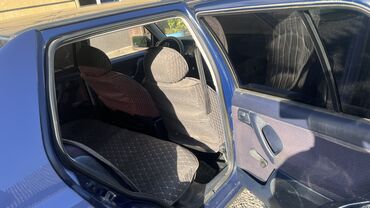 полики для авто бишкек цена: Volkswagen Vento: 1993 г., 1.8 л, Механика, Бензин, Седан