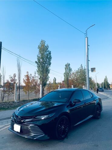 панель на 124: Toyota Camry: 2018 г., 2.5 л, Автомат, Бензин, Седан