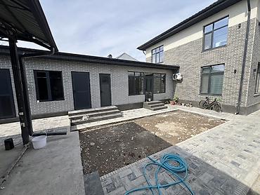 пристань дачи: 6 комнат и более, 250 м², 4 соток, Бишкек, Кок-Жар ж/м Собственник — 5