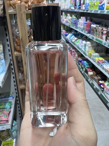черный купальник с сеткой: ✨ Gucci Flora — воплощение нежности и элегантности. 🌸 Цветочный