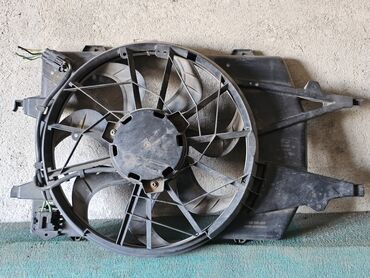 Вентиляторы: Вентилятор Ford 2003 г., Б/у, Оригинал, Германия — 2