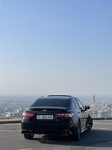 Toyota: Toyota Camry: 2018 г., 2.5 л, Автомат, Бензин, Седан — 2